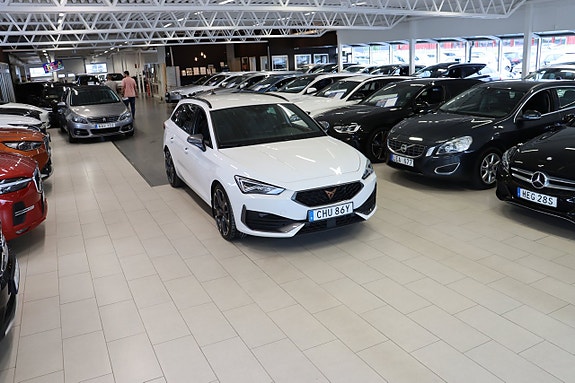 Cupra Leon 3 of 30