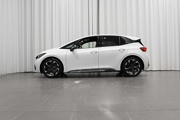 Cupra Born 2 of 18