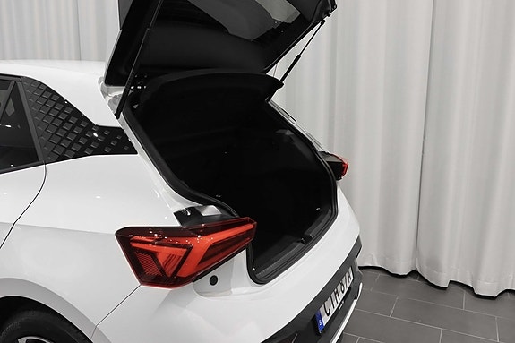 Cupra Born 5 of 18