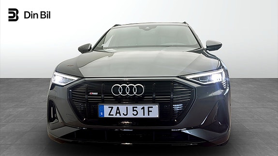 Audi e-tron Sportback 4 of 13