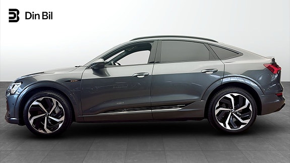 Audi e-tron Sportback 2 of 13