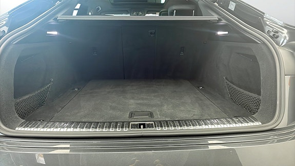 Audi e-tron Sportback 13 of 13