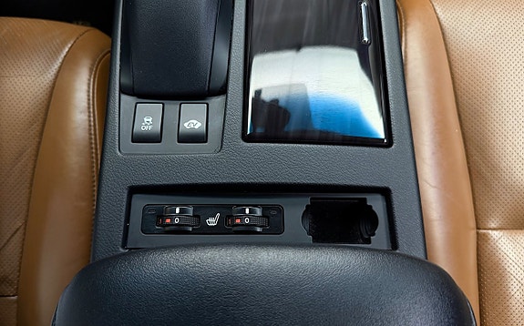 Lexus RX450h 27 of 30