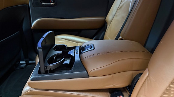 Lexus RX450h 16 of 30