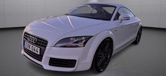 Audi TT 2 of 8