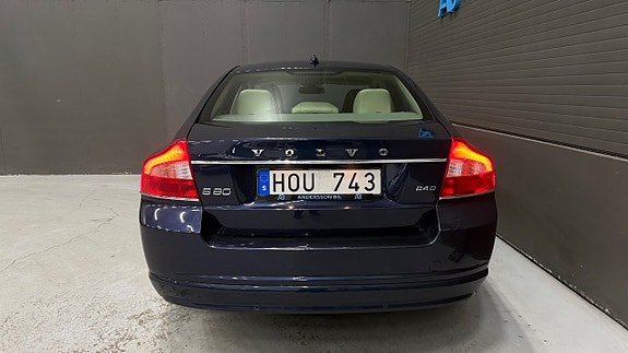 Volvo S80 8 of 26