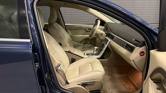 Volvo S80 15 of 26