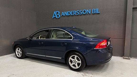 Volvo S80 7 of 26