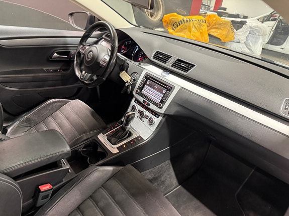 Volkswagen CC 12 of 17