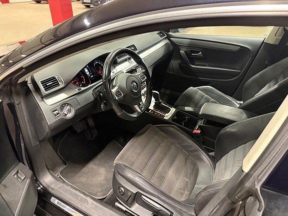 Volkswagen CC 9 of 17
