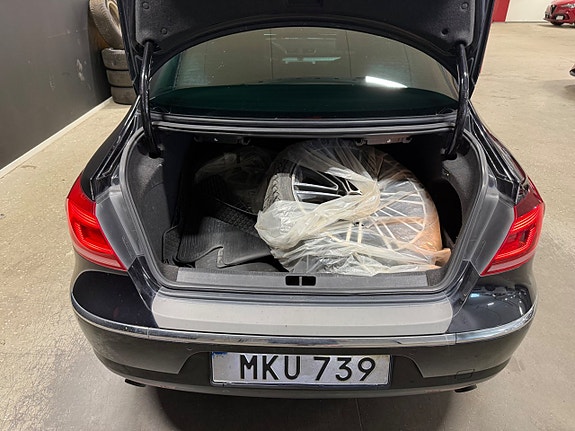 Volkswagen CC 8 of 17