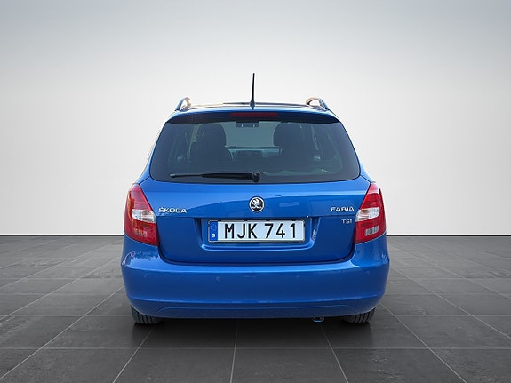 Skoda Fabia 8 of 12