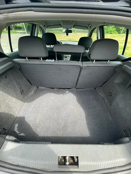 Opel Astra 9 of 11