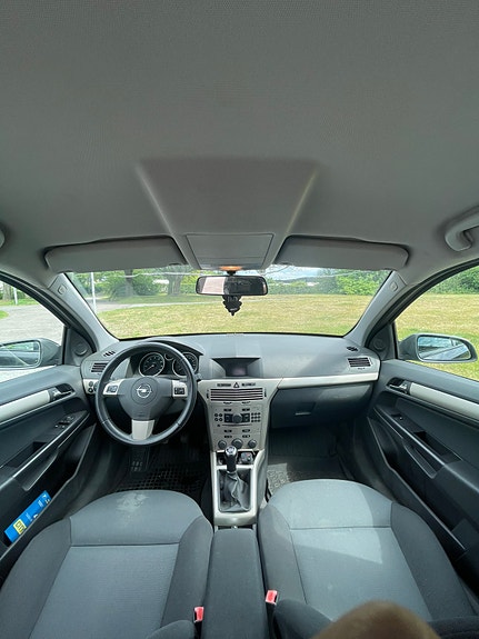 Opel Astra 6 of 11