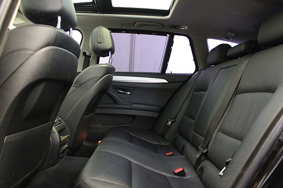 BMW 520d 15 of 28