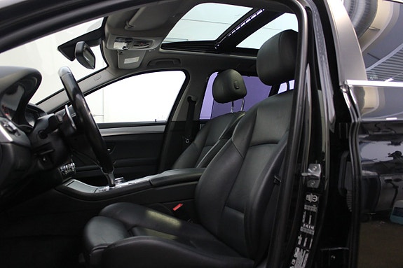 BMW 520d 12 of 28