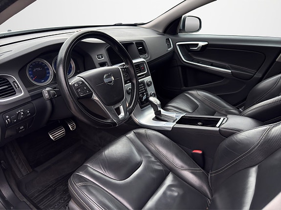 Volvo V60 9 of 17