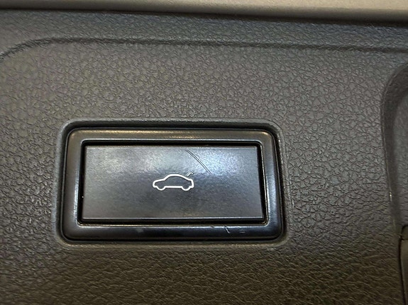 Volkswagen Passat 23 of 24