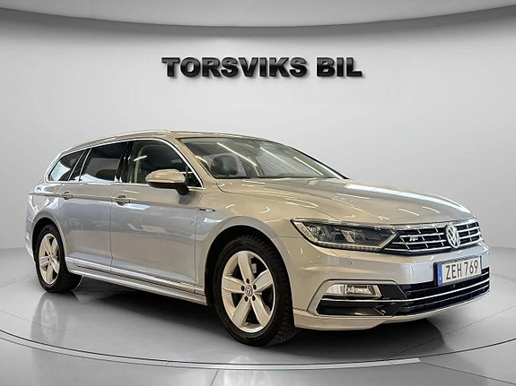 Volkswagen Passat 8 of 24