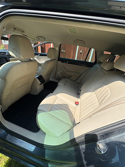 Skoda Superb 7 of 12