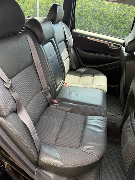 Volvo V70 5 of 5