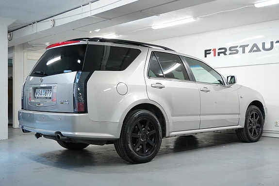 Cadillac SRX 4 of 27