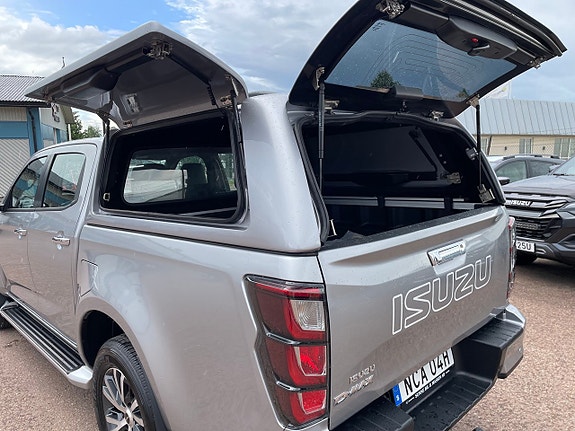 Isuzu D-max 5 of 8