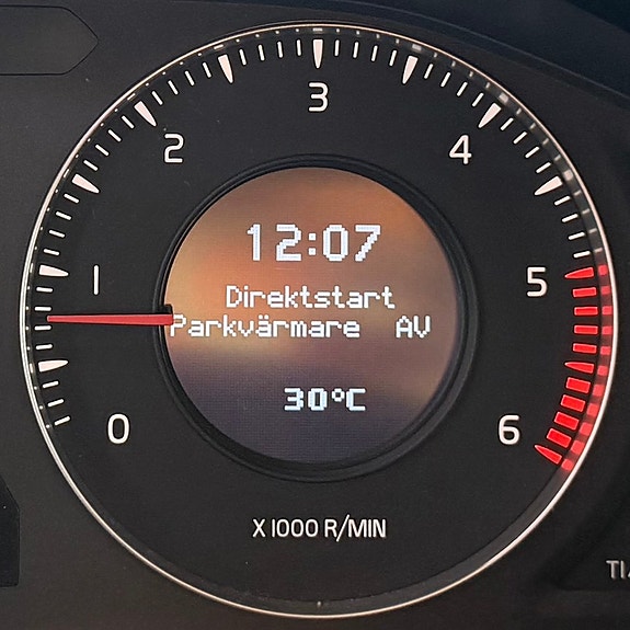 Volvo V70 11 of 12