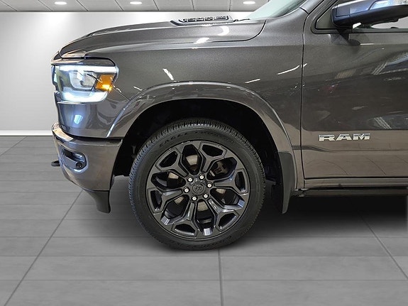 Dodge RAM 1500 5 of 20