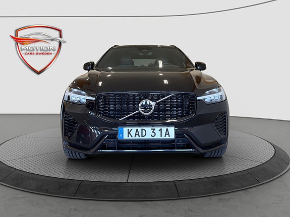 Volvo XC60 2 of 19