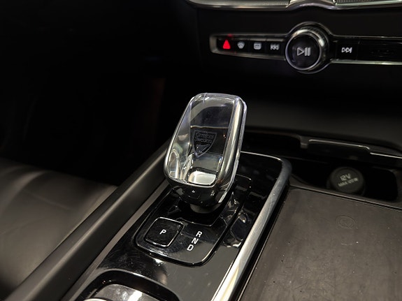 Volvo XC60 15 of 19