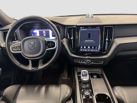 Volvo XC60 13 of 19