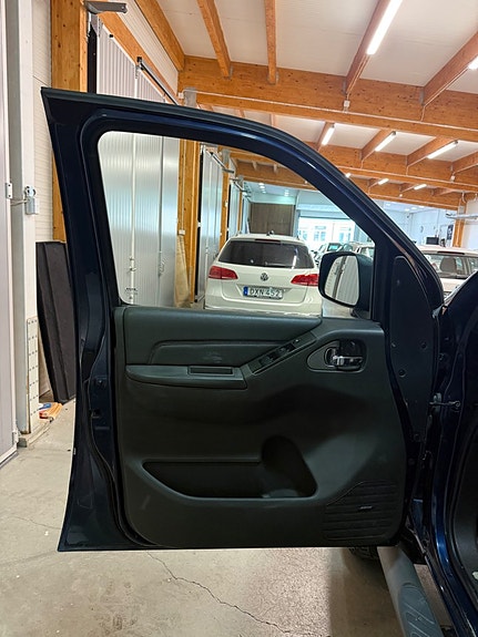 Nissan Navara 5 of 16