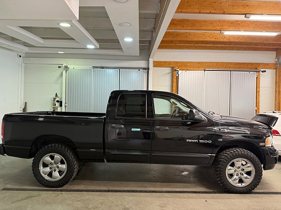 Dodge RAM 1500 13 of 14