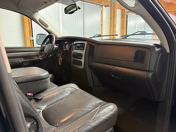 Dodge RAM 1500 14 of 14