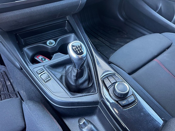 BMW 118d 20 of 26