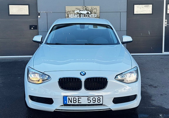 BMW 118d 3 of 26