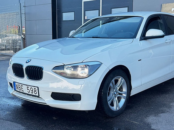 BMW 118d 2 of 26
