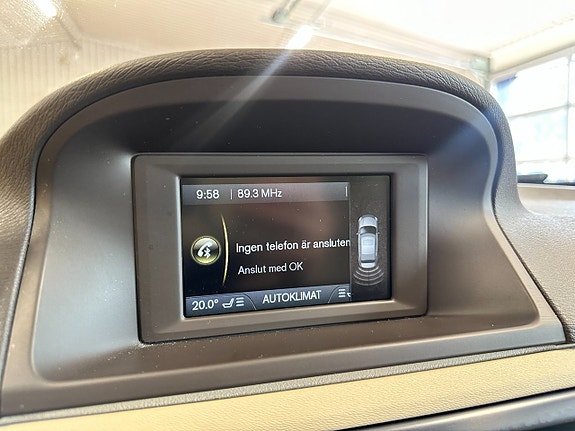 Volvo V70 27 of 30
