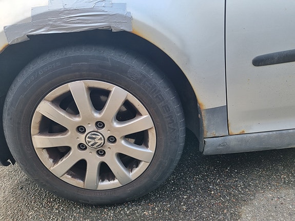 Volkswagen Golf V 8 of 9
