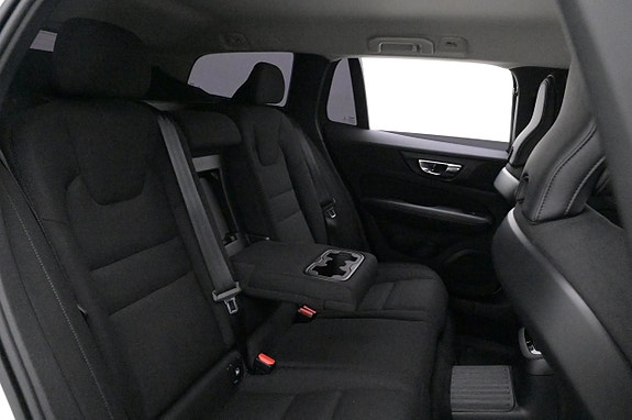 Volvo V60 18 of 27