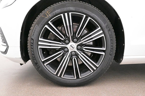 Volvo V60 27 of 27