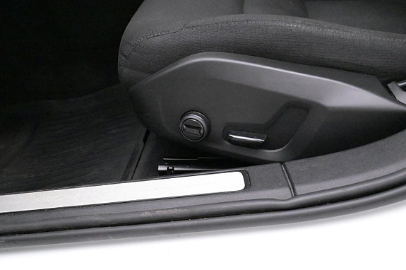 Volvo V60 10 of 27