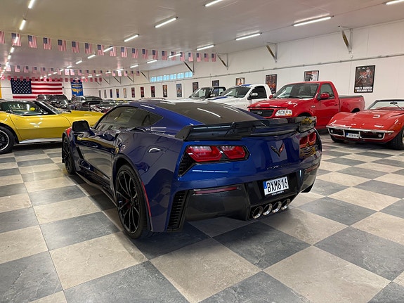 Chevrolet Corvette 10 of 30