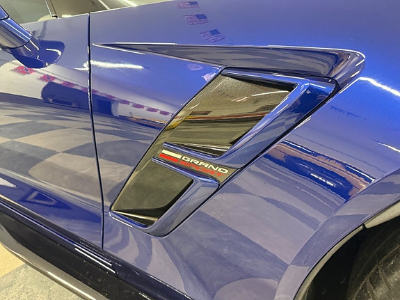 Chevrolet Corvette 15 of 30
