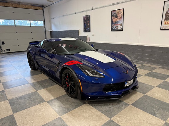 Chevrolet Corvette 4 of 30