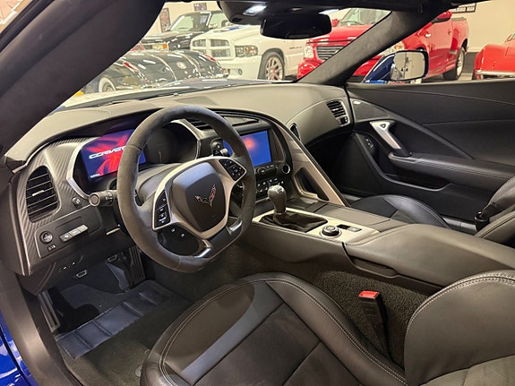 Chevrolet Corvette 26 of 30