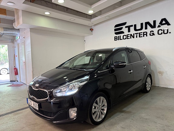 Kia Carens 4 of 16