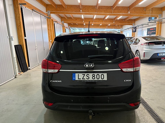 Kia Carens 14 of 16