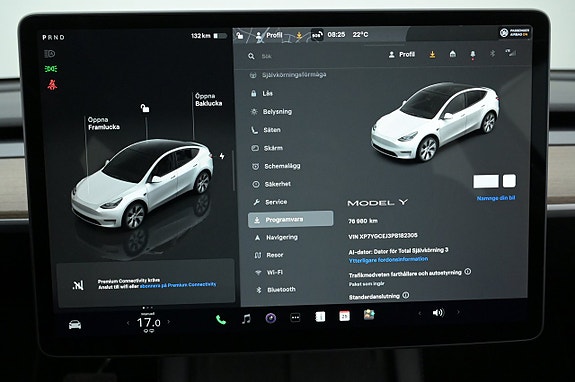Tesla Model Y 14 of 27